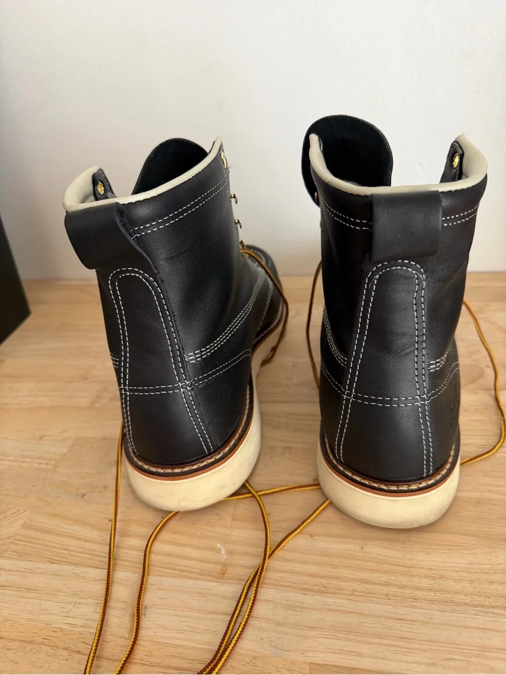 Thorogood Heritage Black Moc Toe Work Boots - Classic Lace-Up